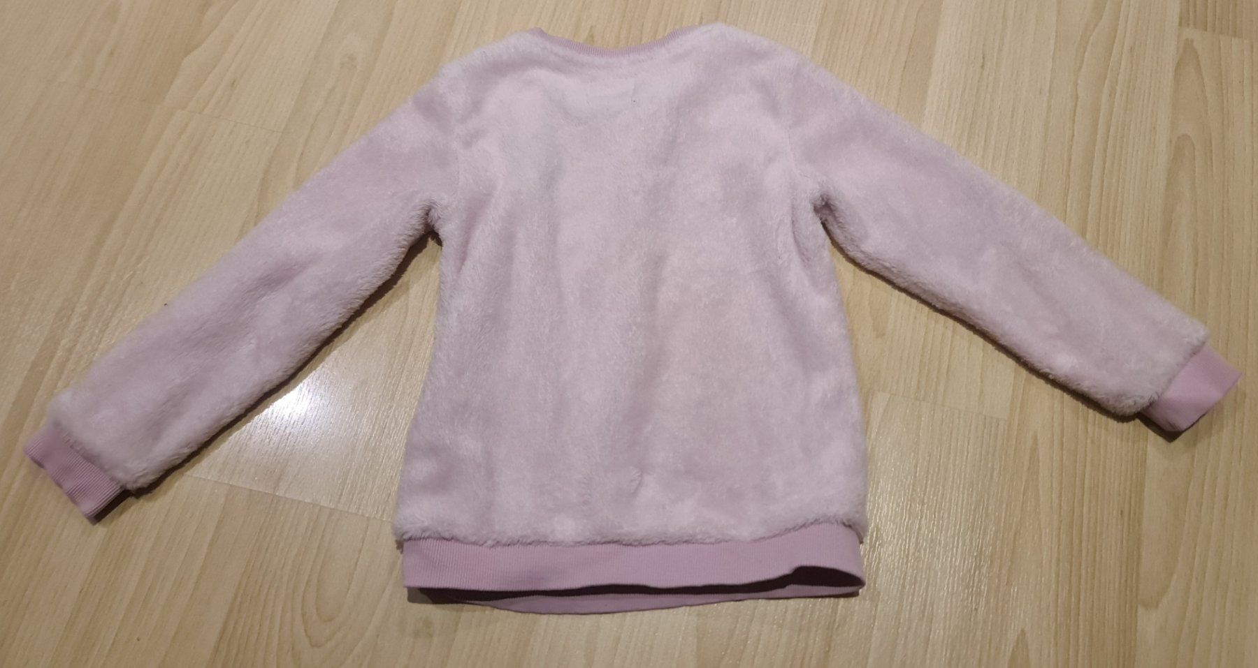 Pulls et sweat-shirts: Flauschiger Kinder- Pullover – D'occasion à Fehraltorf par Sumin 1