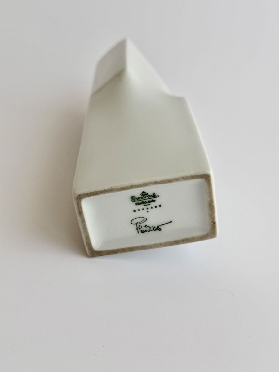 Rosenthal Vasi & Recipienti: Vase Rosenthal Studio-Linie forme asymétrique blanc – Usato da Genève venduto da mar_nd6c 4
