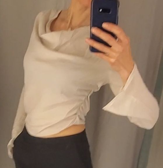 H&M Camicette: H&M Bluse Creme S 36 neu – Nuovo (secondo la descrizione) da St. Moritz venduto da ang_9drt 1