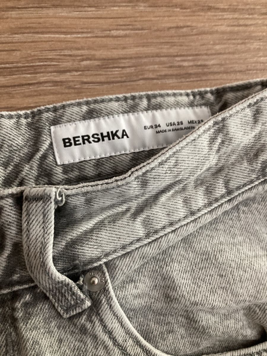 Bershka Jeans: Bershka Flared Jeans Gr.34 – Gebraucht aus Ettingen von rah_xgy9 3