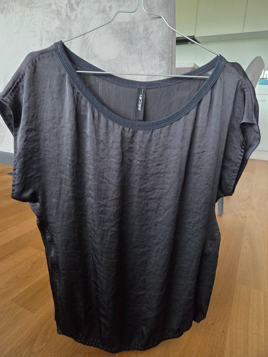 Marc Cain Camicette: Schwarze Bluse von MARCCAIN, Grösse M – Usato da Emmen venduto da inf_tl85 1