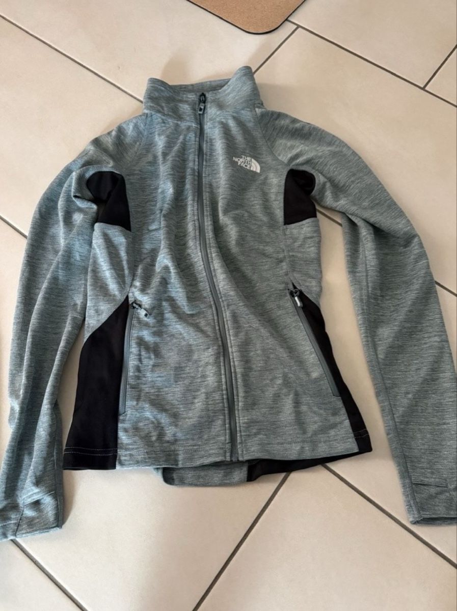North Face Vestes: North Face Jacken XS/S – D'occasion à Windisch par _sru_ 1