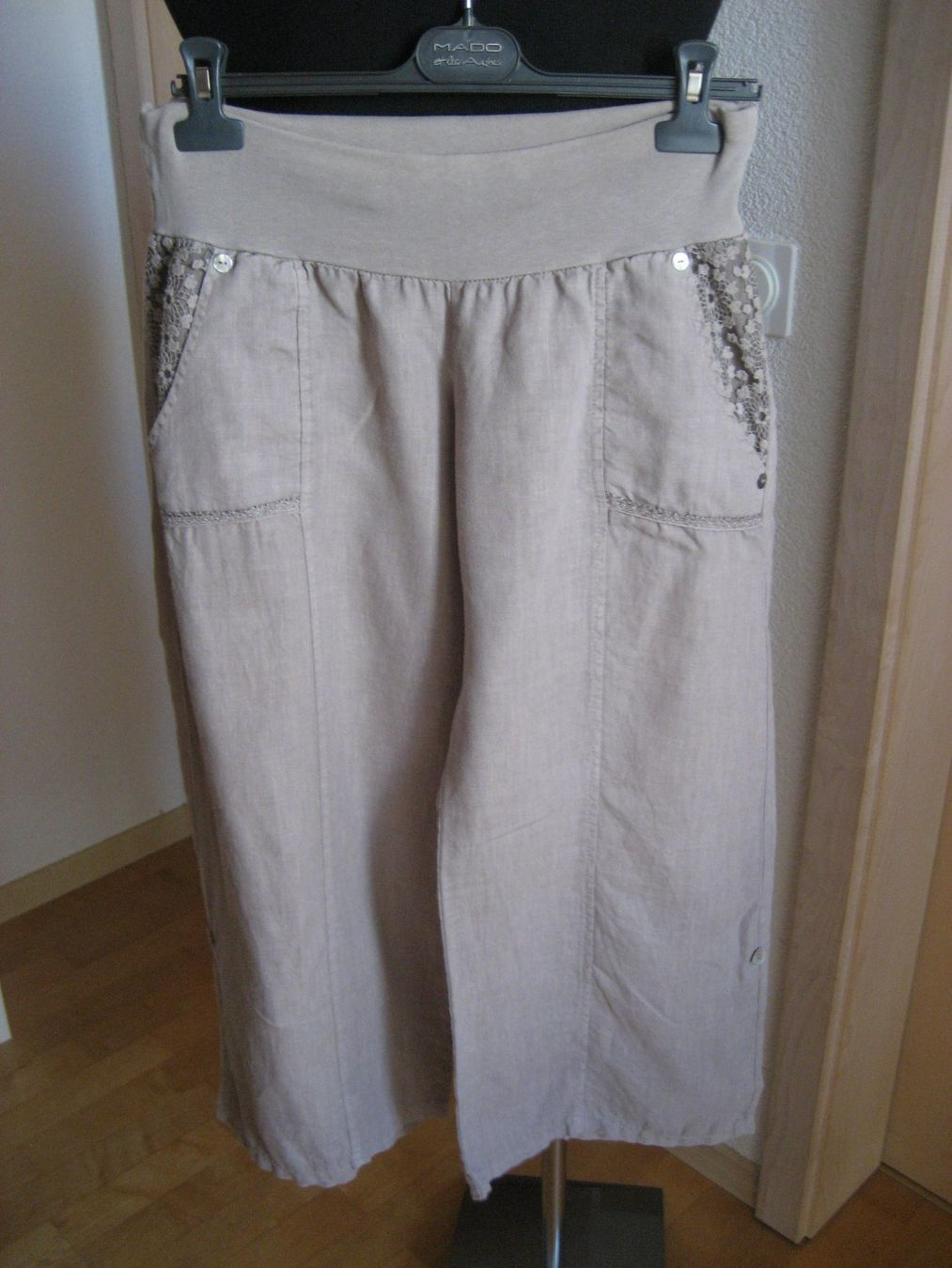 Pantalons: Pantalon lin Driver taille M – Neuf (Voir description) à Delémont par marryb