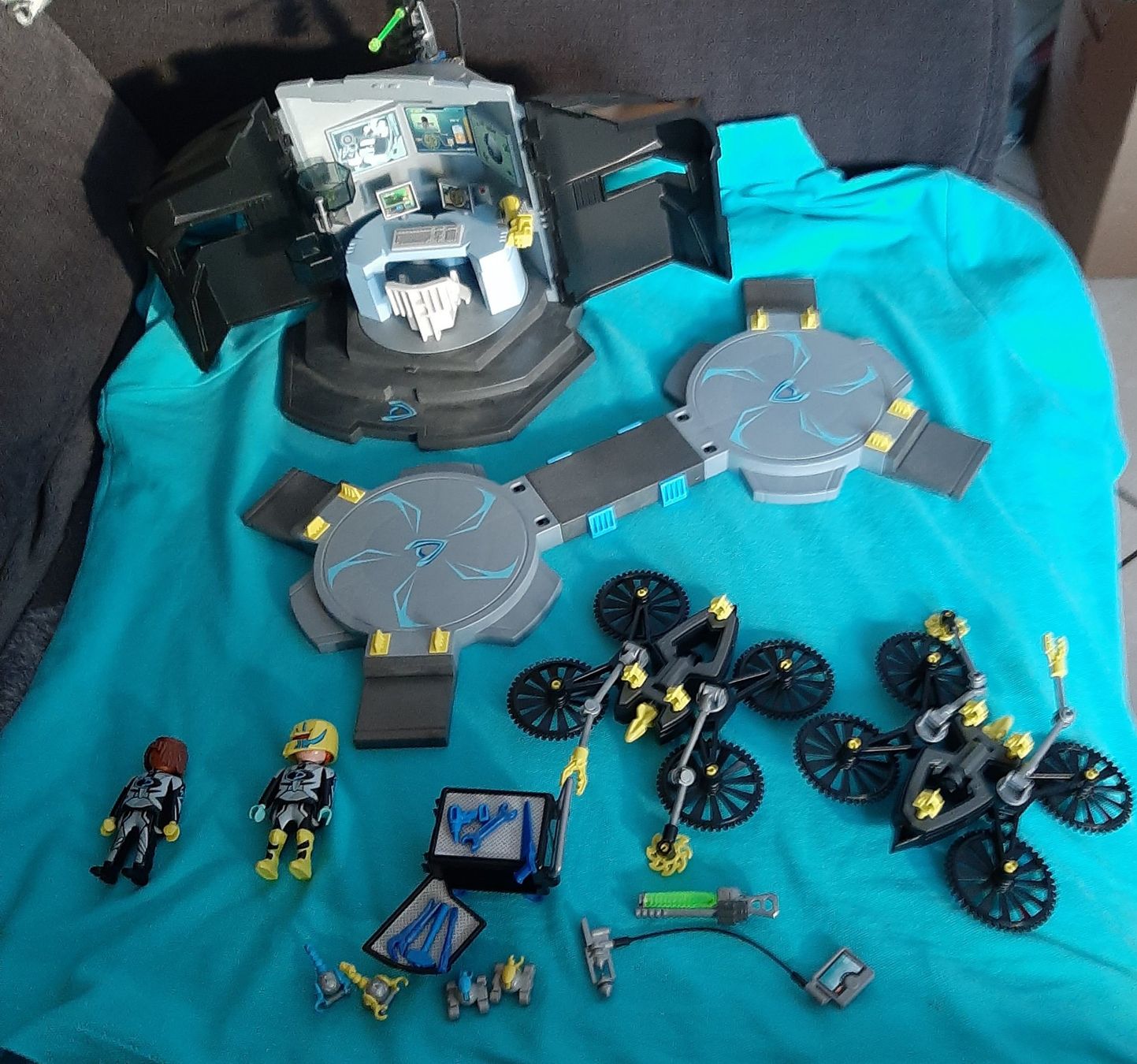 Statuette: Playmobil Dr Drone Kommandocenter – Usato da Breitenbach venduto da mvd_2brc 1