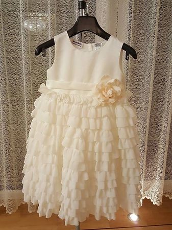 Schönes Festkleid Neu!