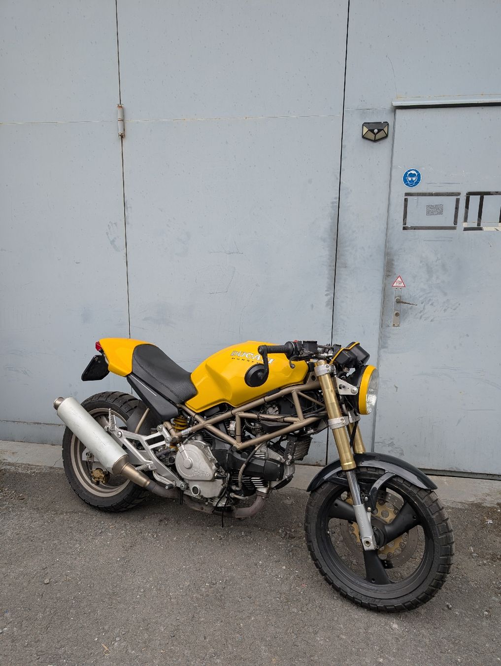 Ducati Strasse: Ducati Monster 600 – Gebraucht aus Seedorf UR von Ciabatta-Racing 4