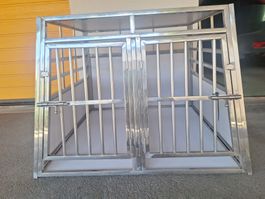 Auto - Doppelhundebox (2 mittelgrosse / 1 grosser Hund)