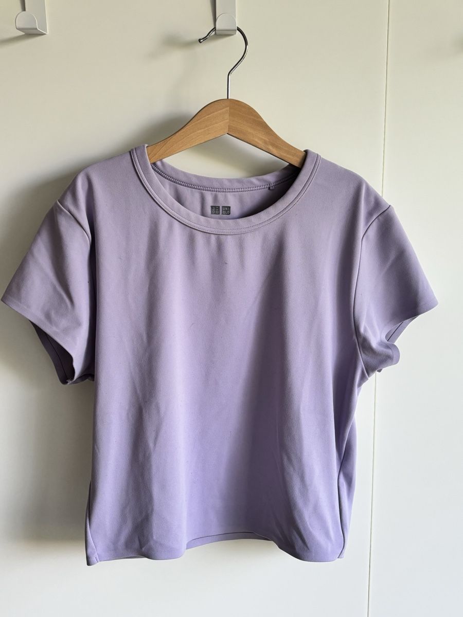 Uniqlo T-shirt: Uniqlo Airism Tshirt S – Usato da Zürich venduto da lydia_l