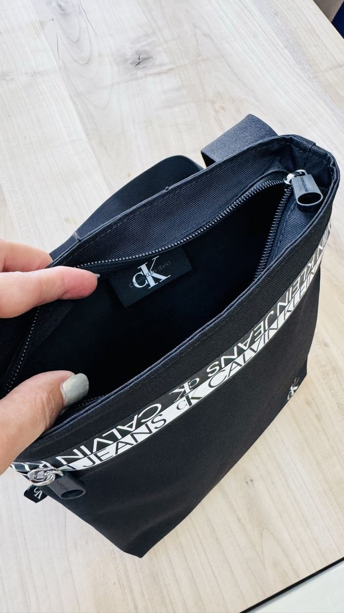 Calvin Klein Sacs: Freizeitbag  – D'occasion à Wermatswil par kho_6fxw 2