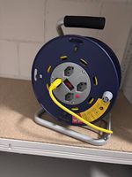 Kabelrolle 25 m mit 4 Steckdosen