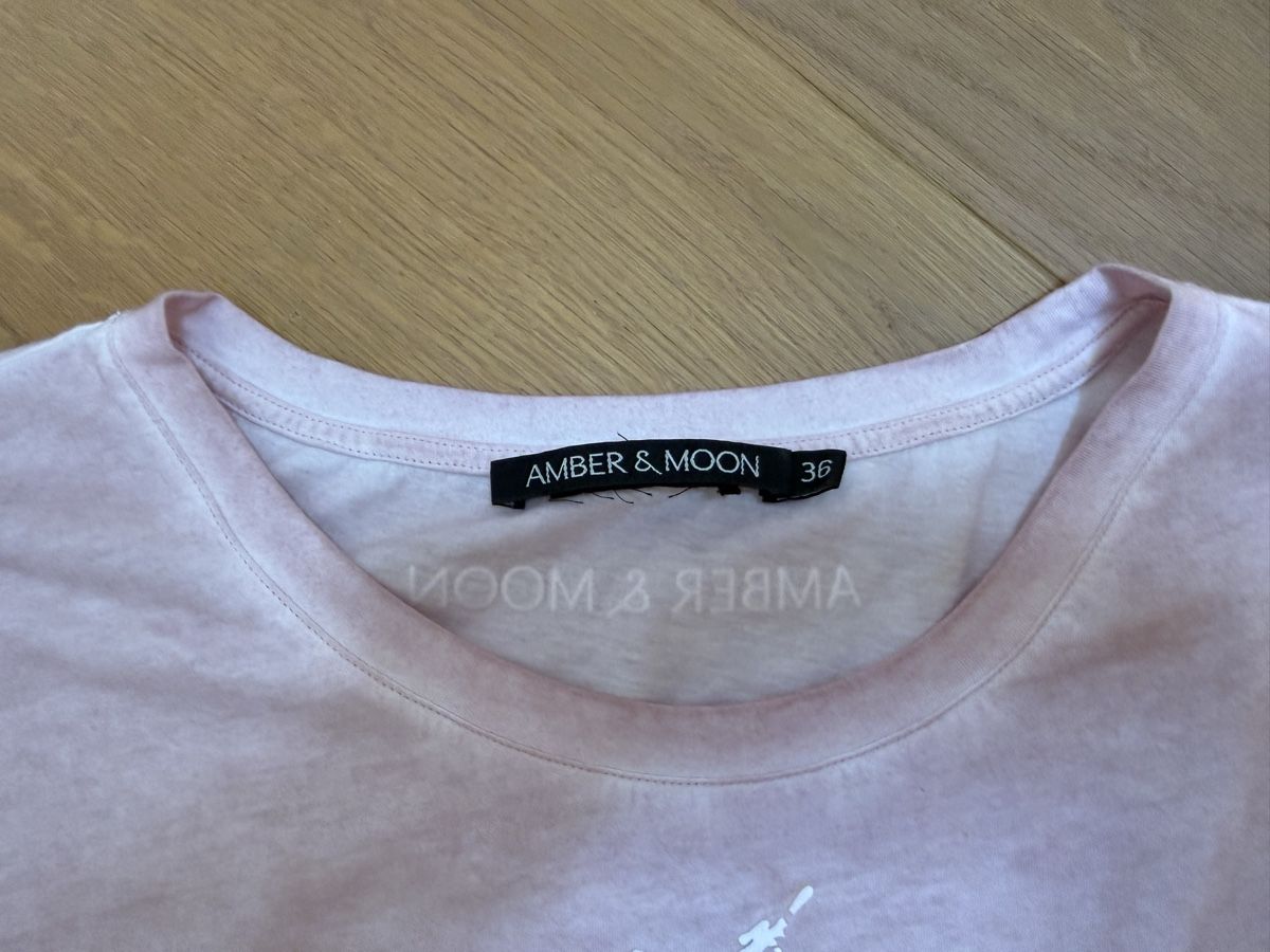 T-Shirts: T-Shirt AMBER & MOON, Grösse 36 – Gebraucht aus Lungern von Blauhausfrau 1