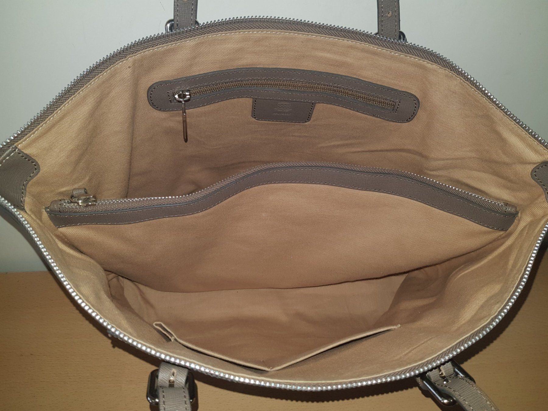 Navyboot Borse da donna: Navyboot Schultertasche/Shopper – Usato da Basel venduto da chien008 5