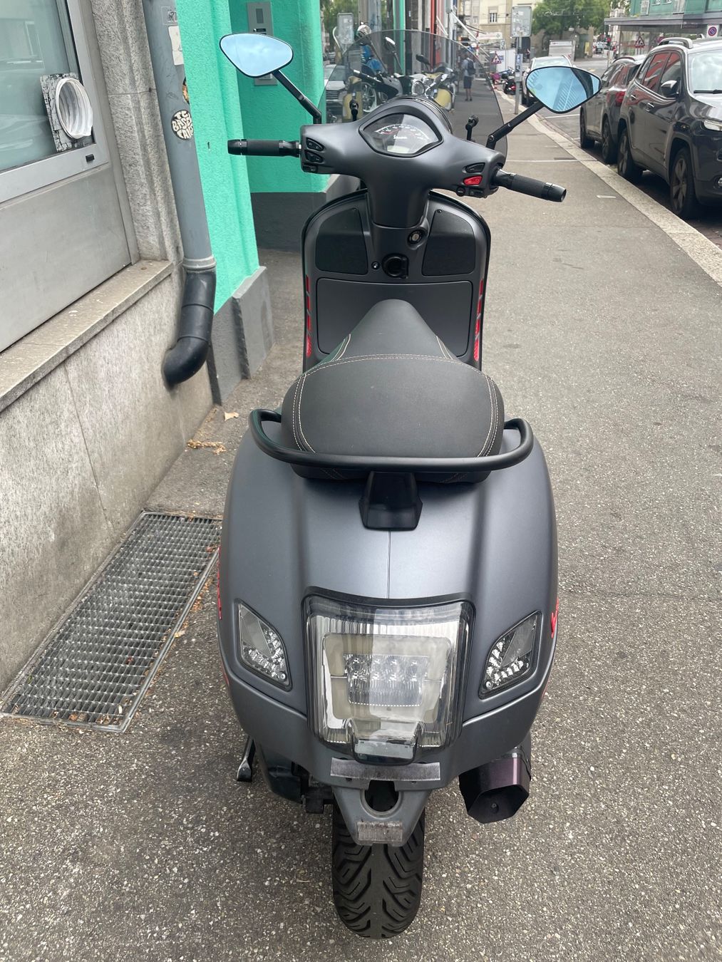 Piaggio Scooters: Vespa 300 GTS – Gebraucht aus Basel von Koevi 5