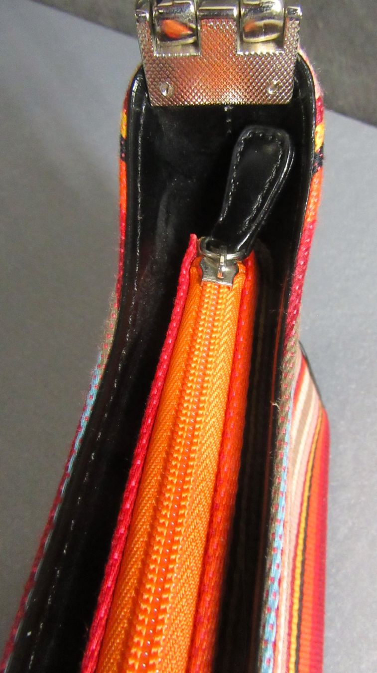 Borse da donna: schöne Handtasche bunt gestreift - ab CHF 5.00 – Usato da Auenstein venduto da Padabimbim 8