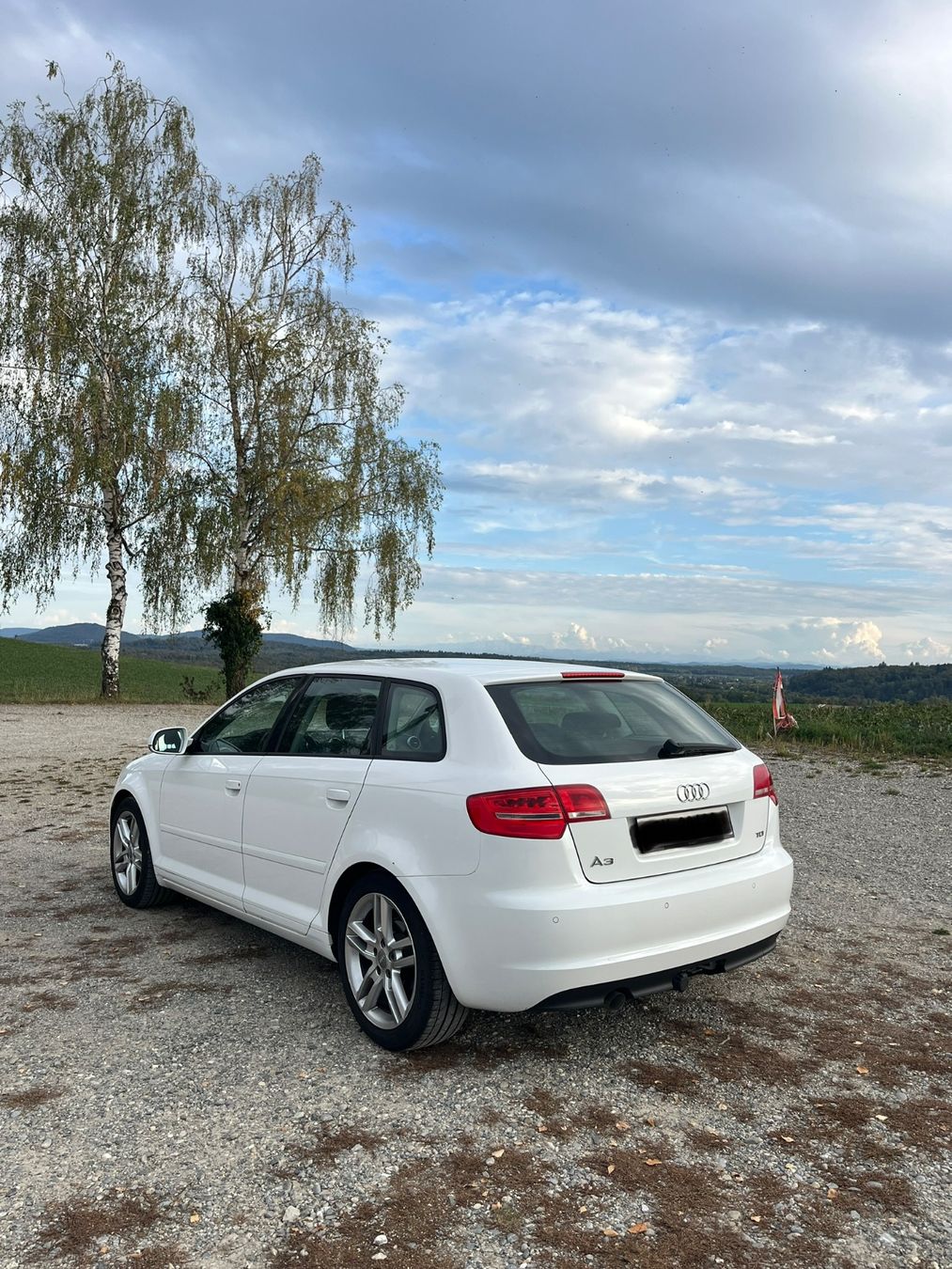 Audi Autos: Audi A3 1.6 TDI Attraction – Gebraucht aus Schaffhausen von isa_75rk 2