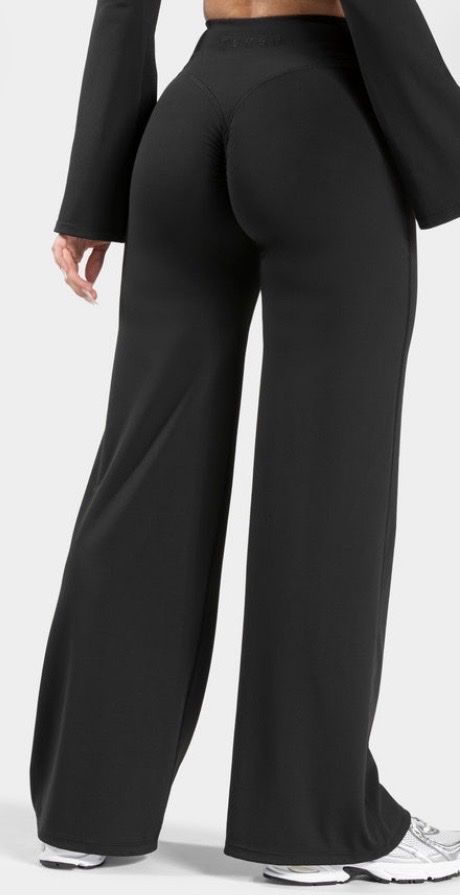Teveo Leggings: Schwarze Yoga Hose, Gr. M – Nuovo (secondo la descrizione) da Adelboden venduto da lar_8mbg 1