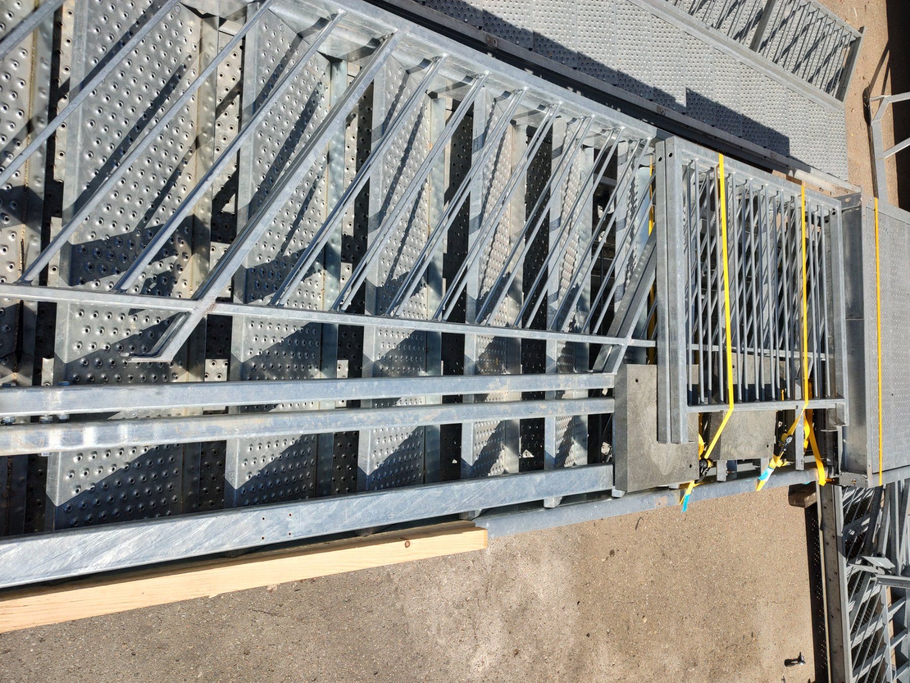 Treppen: stahltreppe verzinkt – Gebraucht aus Turbenthal von jan_8lgp 3