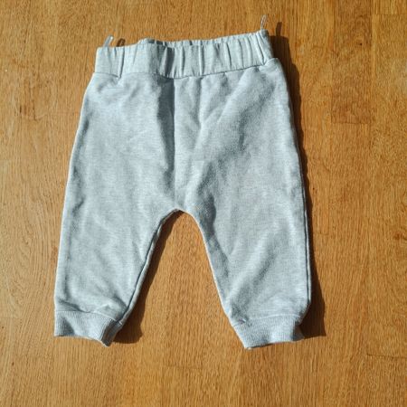 Trainerhose Grösse 74