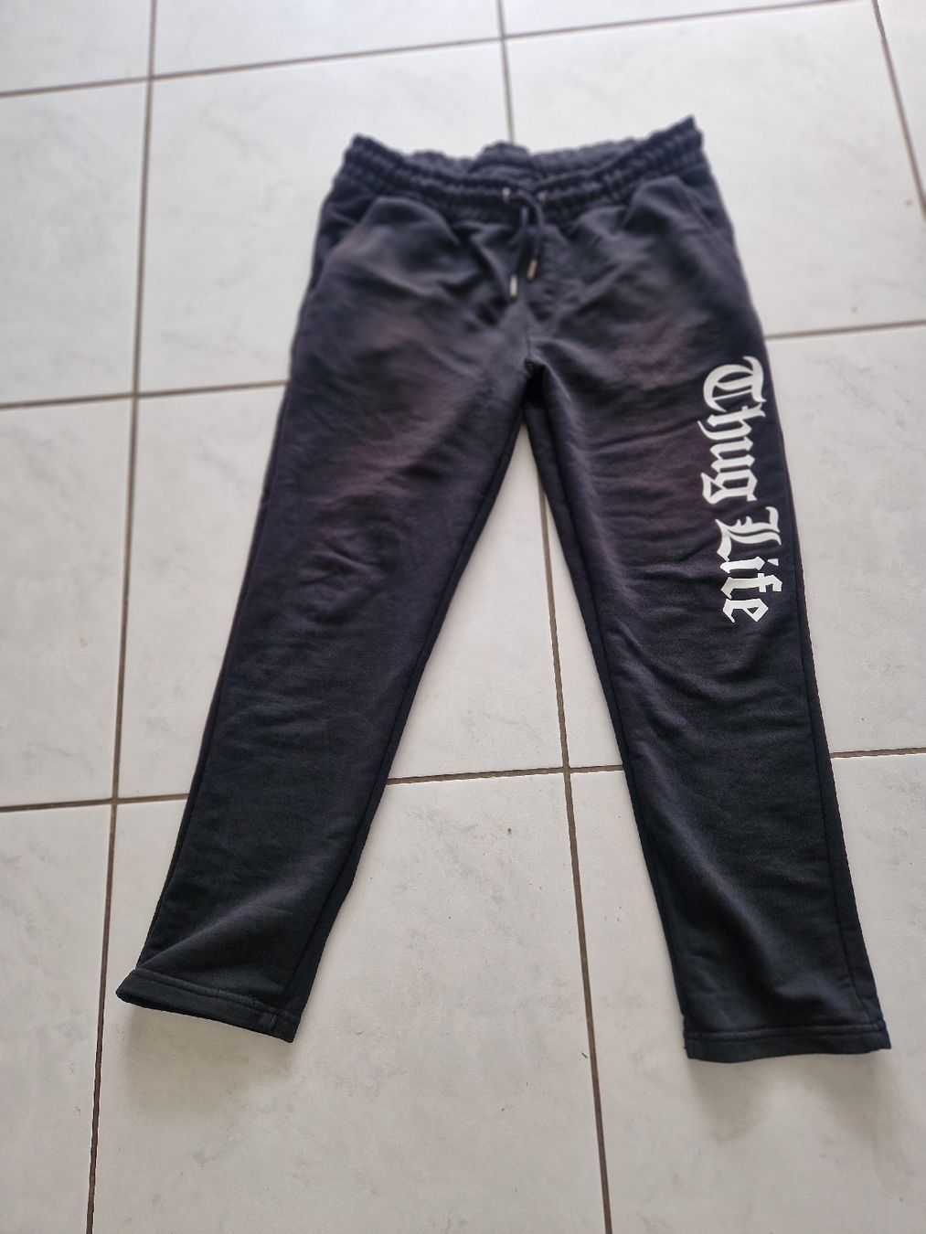 Hosen: Thug Life Sweatpants  – Gebraucht aus Bassersdorf von DonSolo