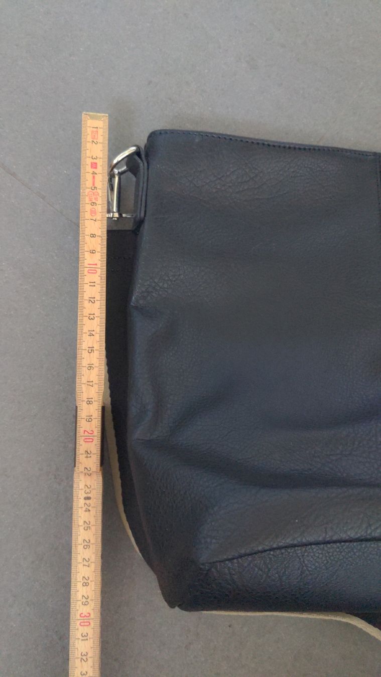 Sacs femmes: Tasche schwarz von Chicorée – Neuf (Voir description) à Sutz par Rawypp 5