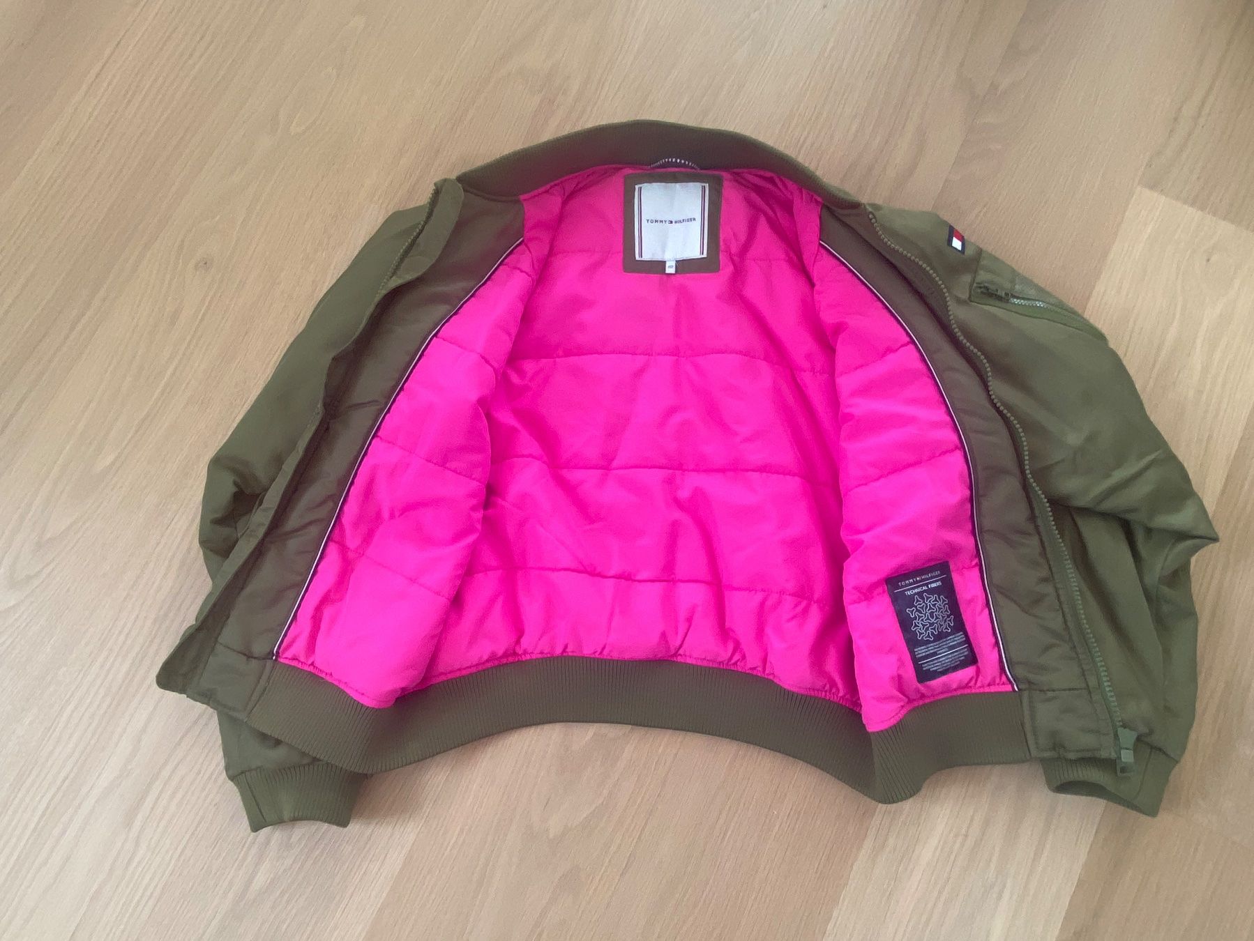 Tommy Hilfiger Giacche & Cappotti: Tommy Hilfiger Kinder Bomberjacke – Usato da Männedorf venduto da Rss 3