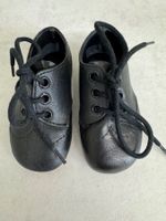 Elegante Puppenschuhe aus Leder
