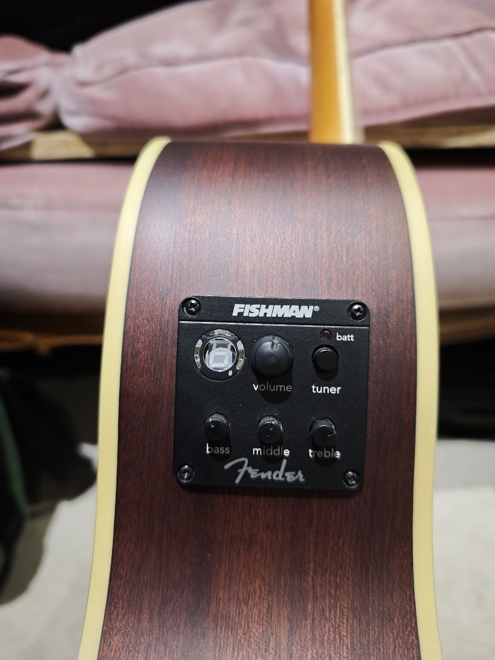 Fender Musikinstrumente: Fender Tim Armstrong Hellcat 12 String – Neu (gemäss Beschreibung) aus Weinfelden von elw_w5ng 2