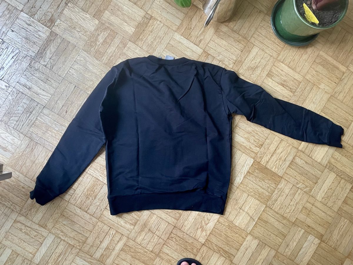 Pullover & Sweatshirts: „DRAMA“ Pullover, schwarz, Grösse 34 – Gebraucht aus Zürich von Carlajimena 1