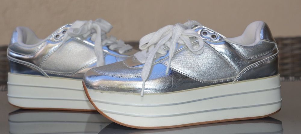 Zara Scarpe da donna: Baskets compensées argentées Zara 36 – Usato da Onex venduto da AF.