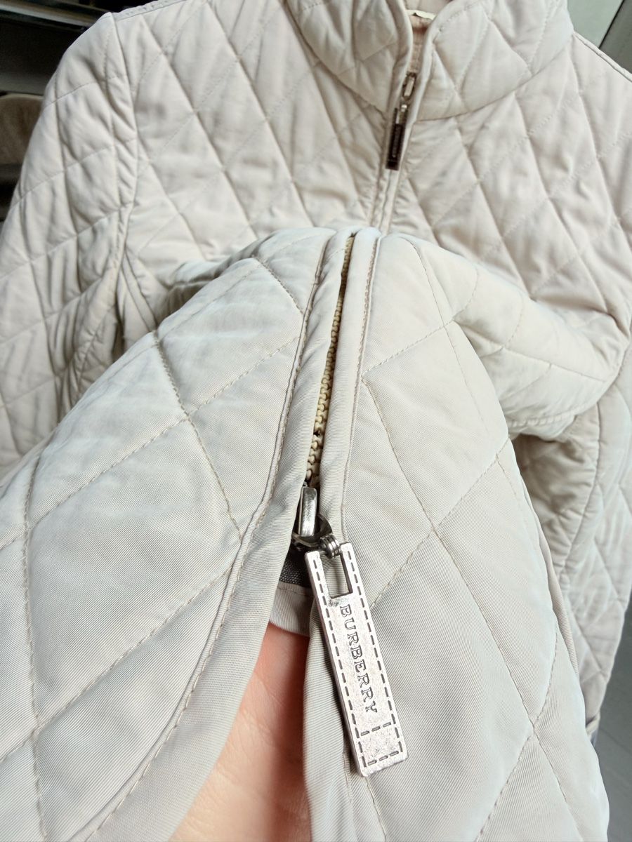 Burberry Giacche: Burberry Jacke, Steppjacke Gr. M-38 – Usato da Winterthur venduto da tim_cl8x 8