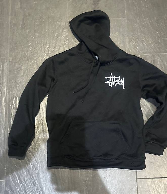 Maglioni & Felpe: Stüssy Pulli ca Gr. 152 – Usato da Rupperswil venduto da amrilu01