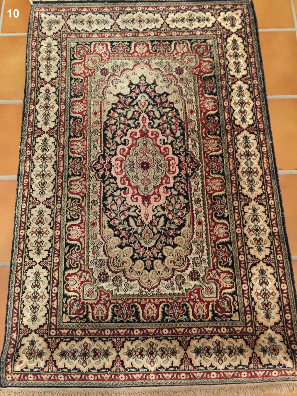 Tappeti: Antiker Perserteppich aus Seide - Ghom - – Usato da Basel venduto da Lancer4