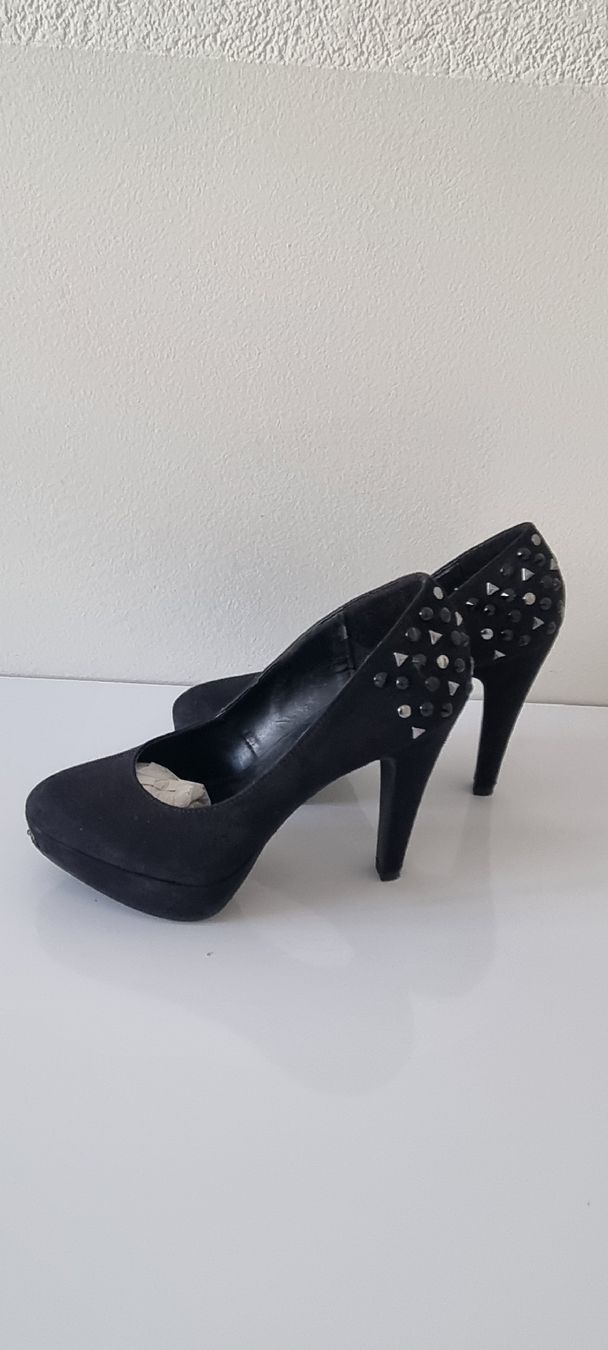 Scarpe da donna: Black Shoes – Usato da Mendrisio venduto da ann_d9pf 1