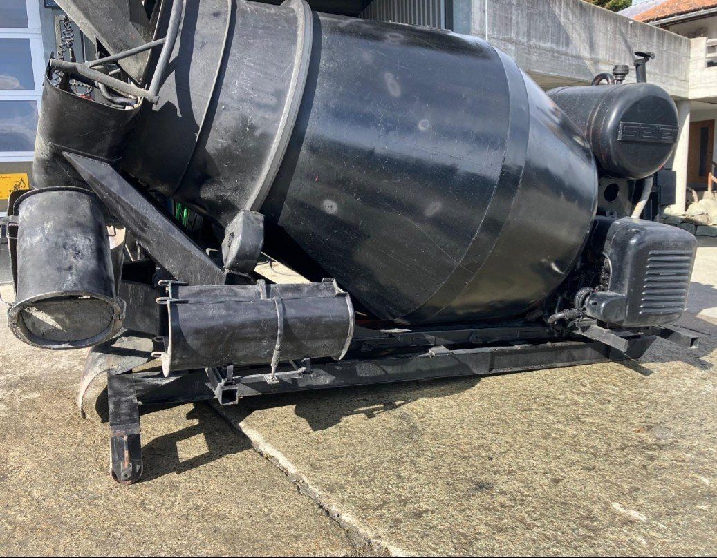 Tutte le macchine: Betonmischer – Usato da Rothenbrunnen venduto da tschoerni01 6