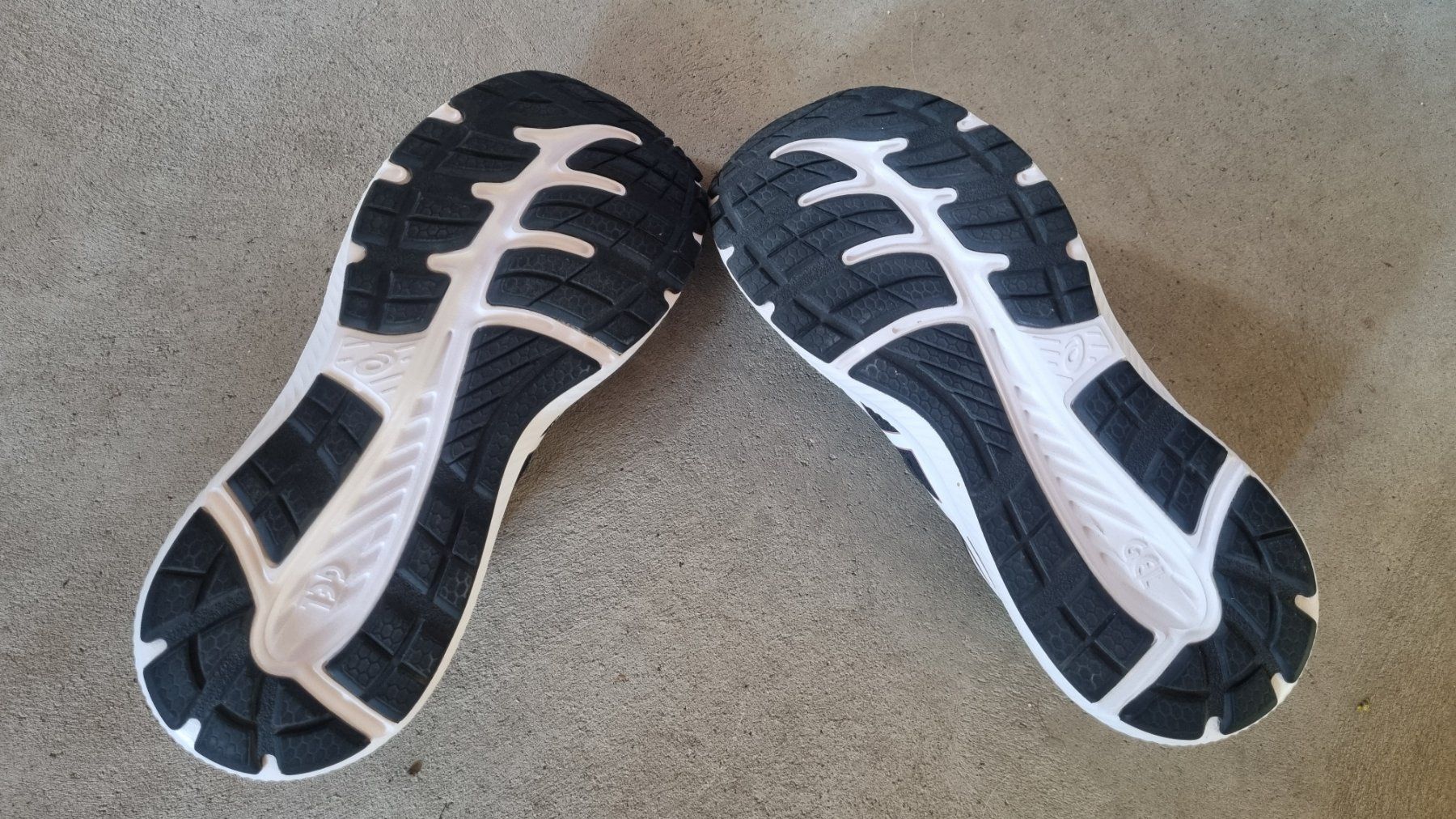 Asics Damenschuhe: Asics Schuhe 38 – Gebraucht aus Grüningen von lama10 1