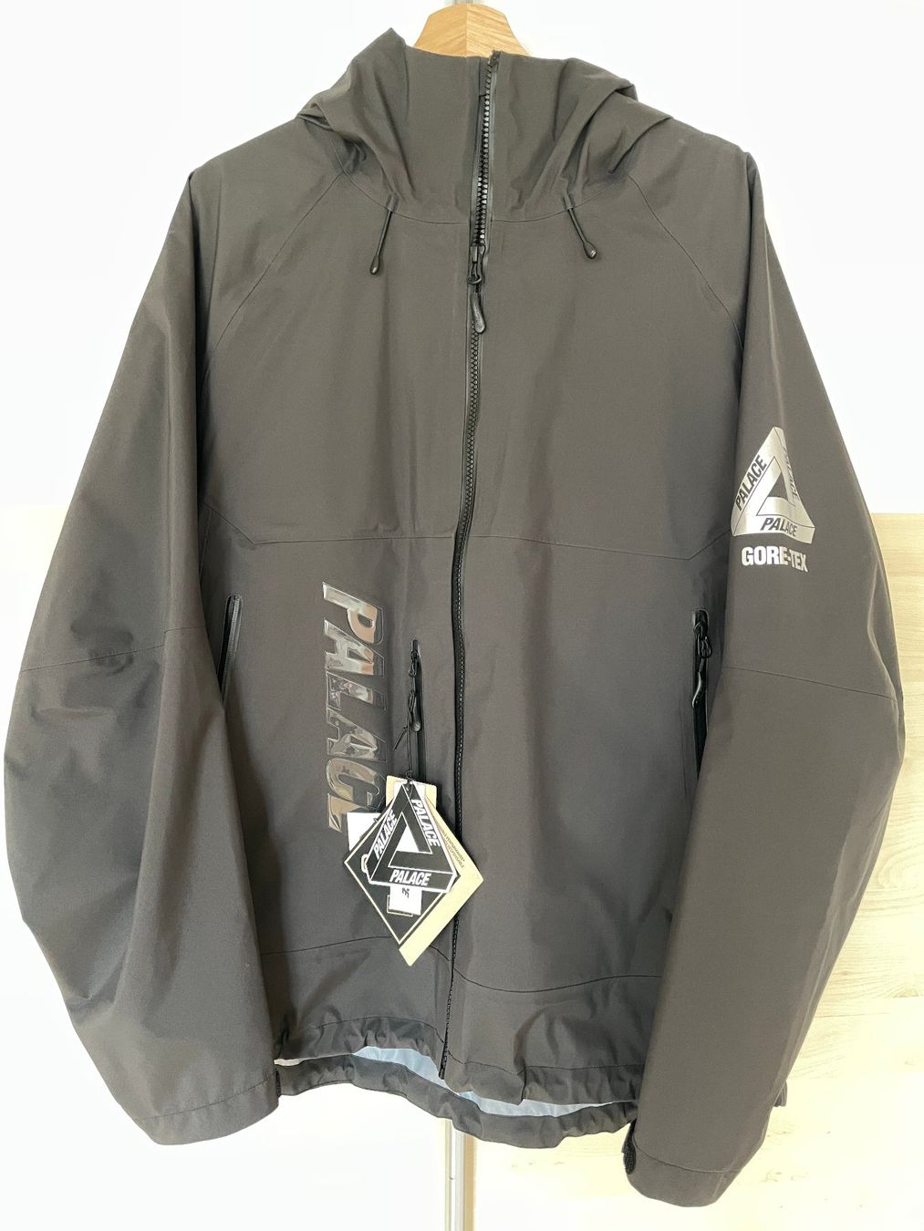 Giacche: Palace Gore-Tex 3L Palex Jacket Black Large – Nuovo (secondo la descrizione) da Schaffhausen venduto da mar_mfl9 1