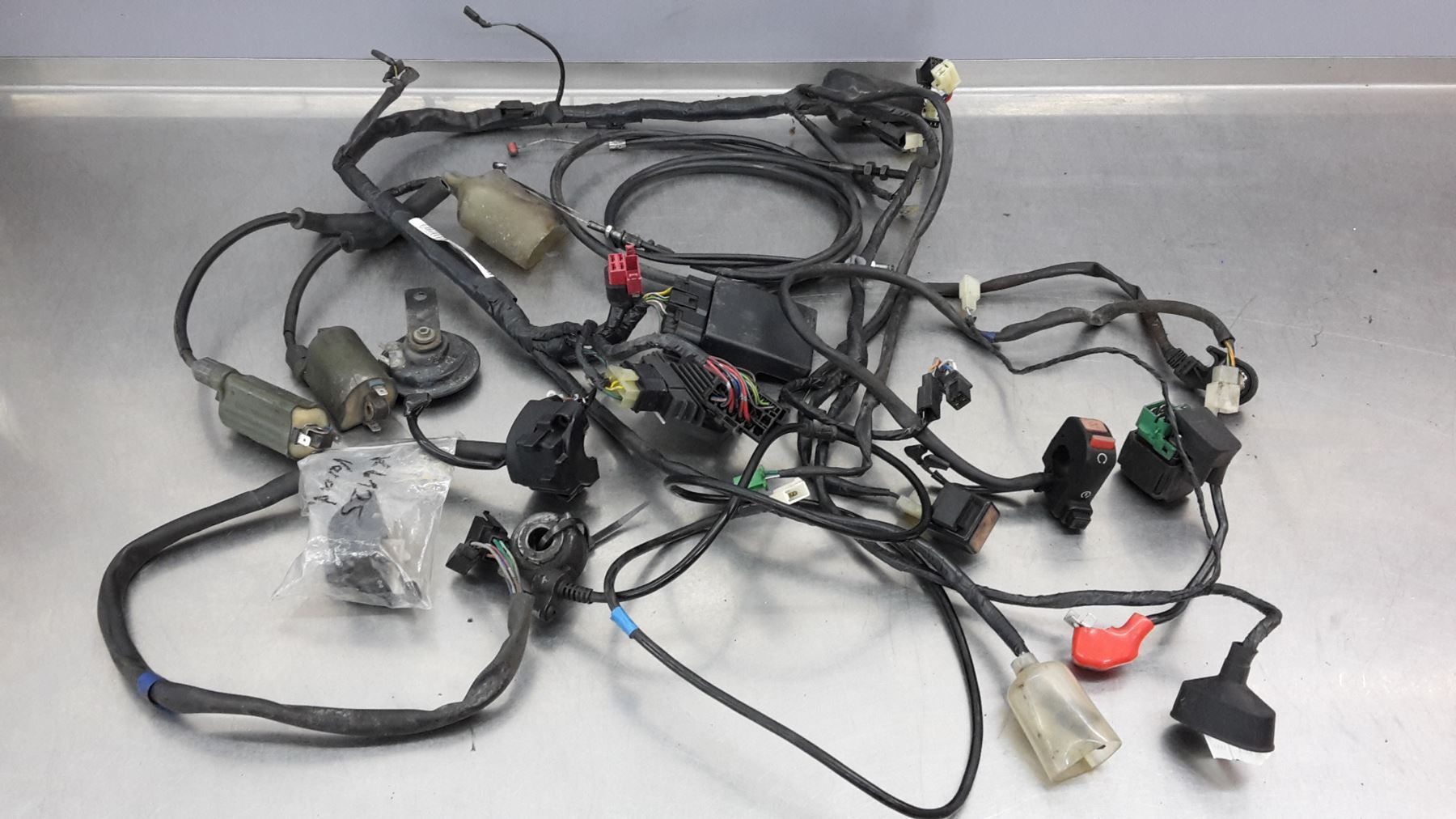 Tutti i ricambio per moto: Honda XL125 Elektroteile – Usato da Bremgarten AG venduto da AGB11