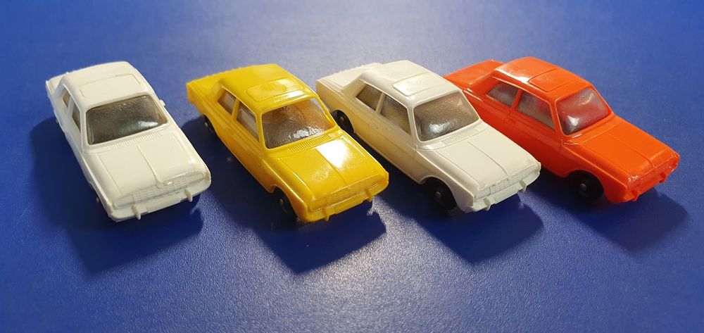 Märklin Ford Taunus 1:87/H0 4x zu Märklin Wagen 4513 | Kaufen auf