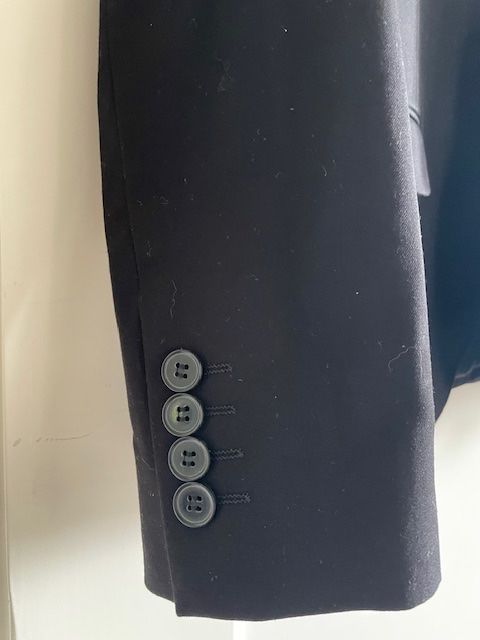 H&M Giacche & Cappotti: Blazer Knaben Gr 176 – Usato da Thun venduto da Chrigu016 2