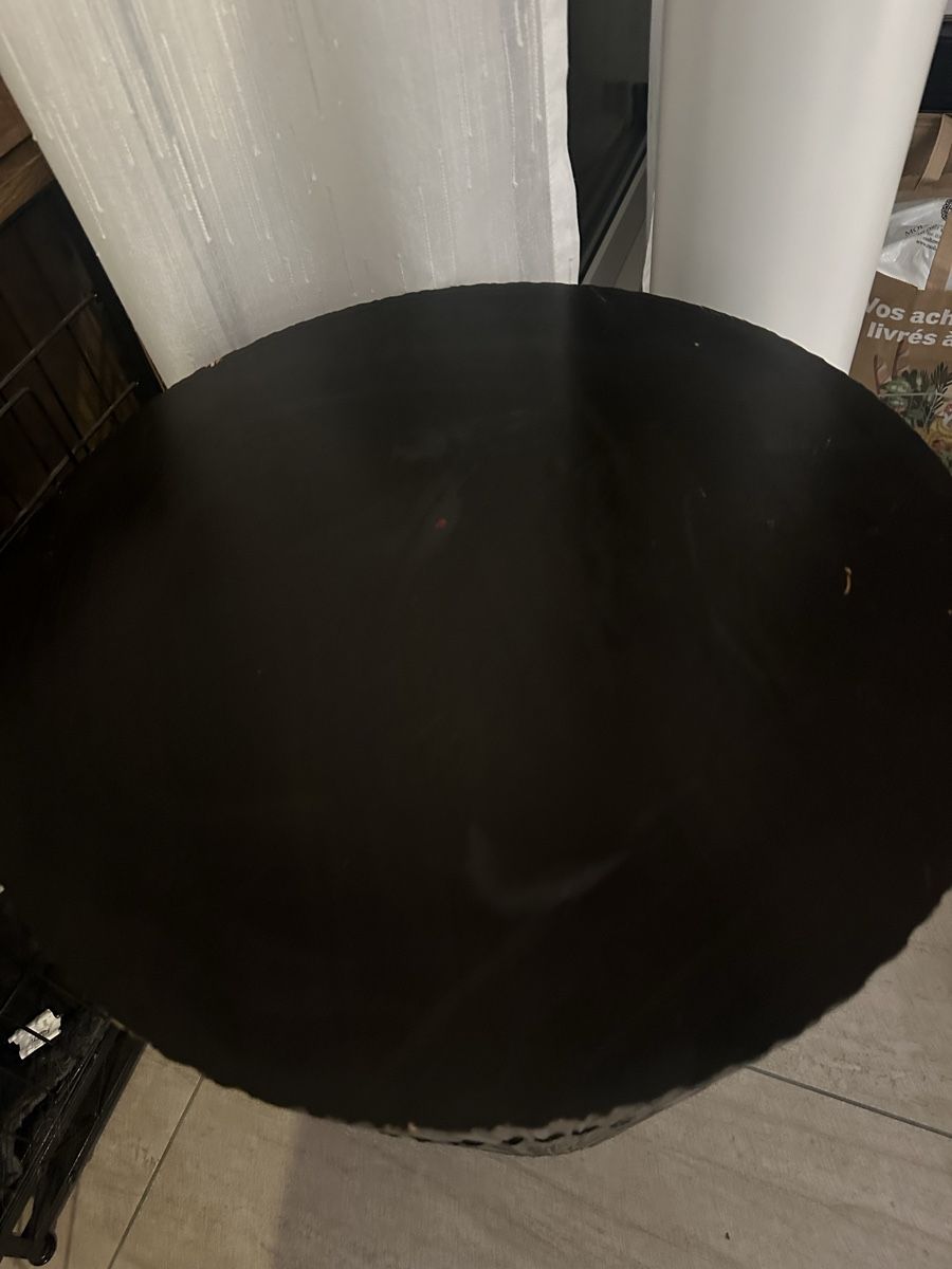 Tische: Side Table Black Textured Round Top with storage space  – Gebraucht aus Dietlikon von DimitraS 3