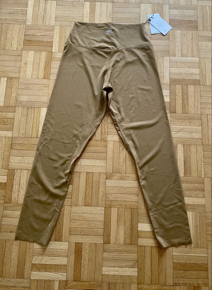 Leggings: Eco Friendly Yoga Pants – Usato da Zürich venduto da Californiaswag 1