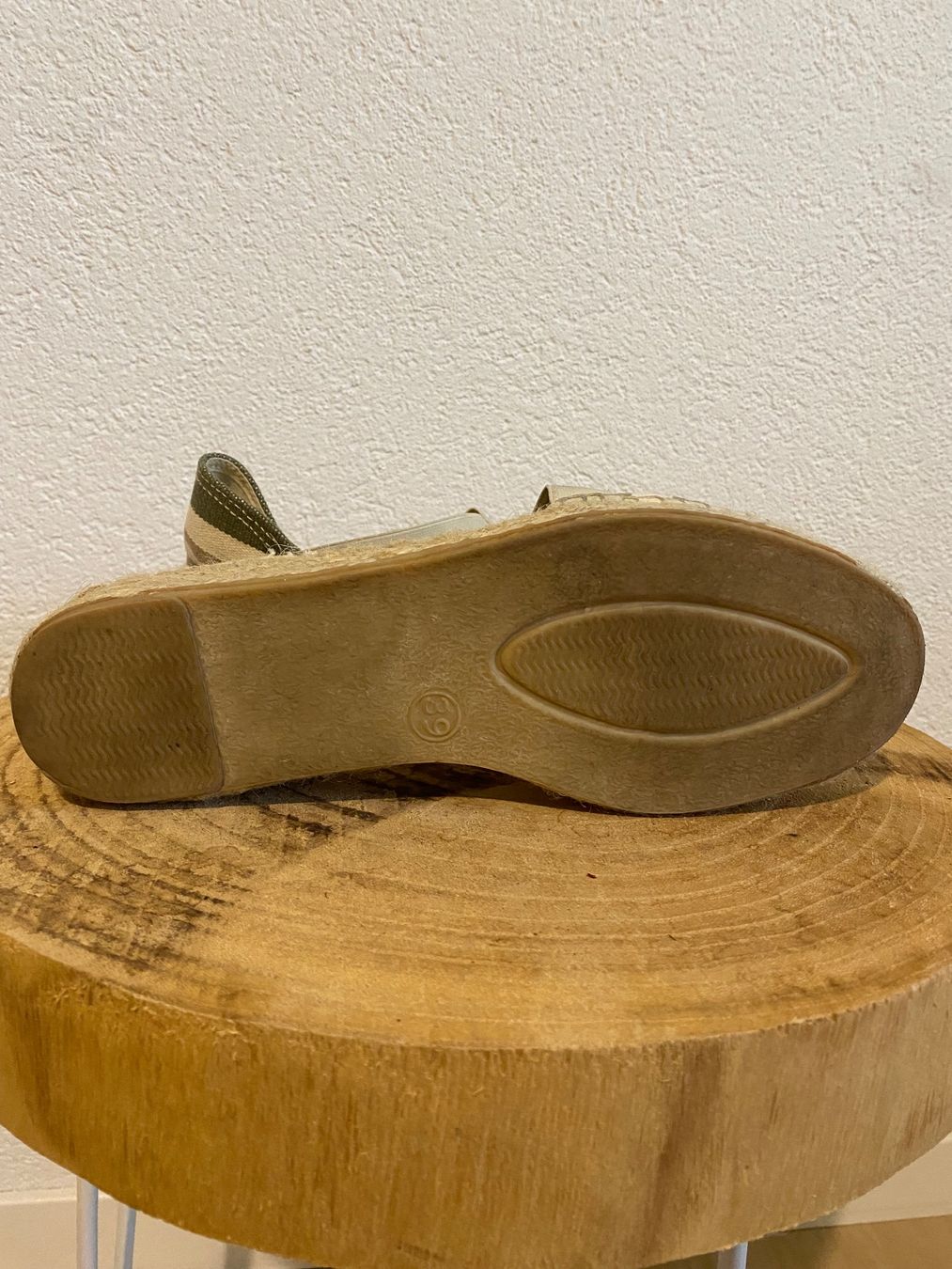 Scarpe da donna: Espadrilles 2Espadrilles – Usato da Marly venduto da sehlin 2
