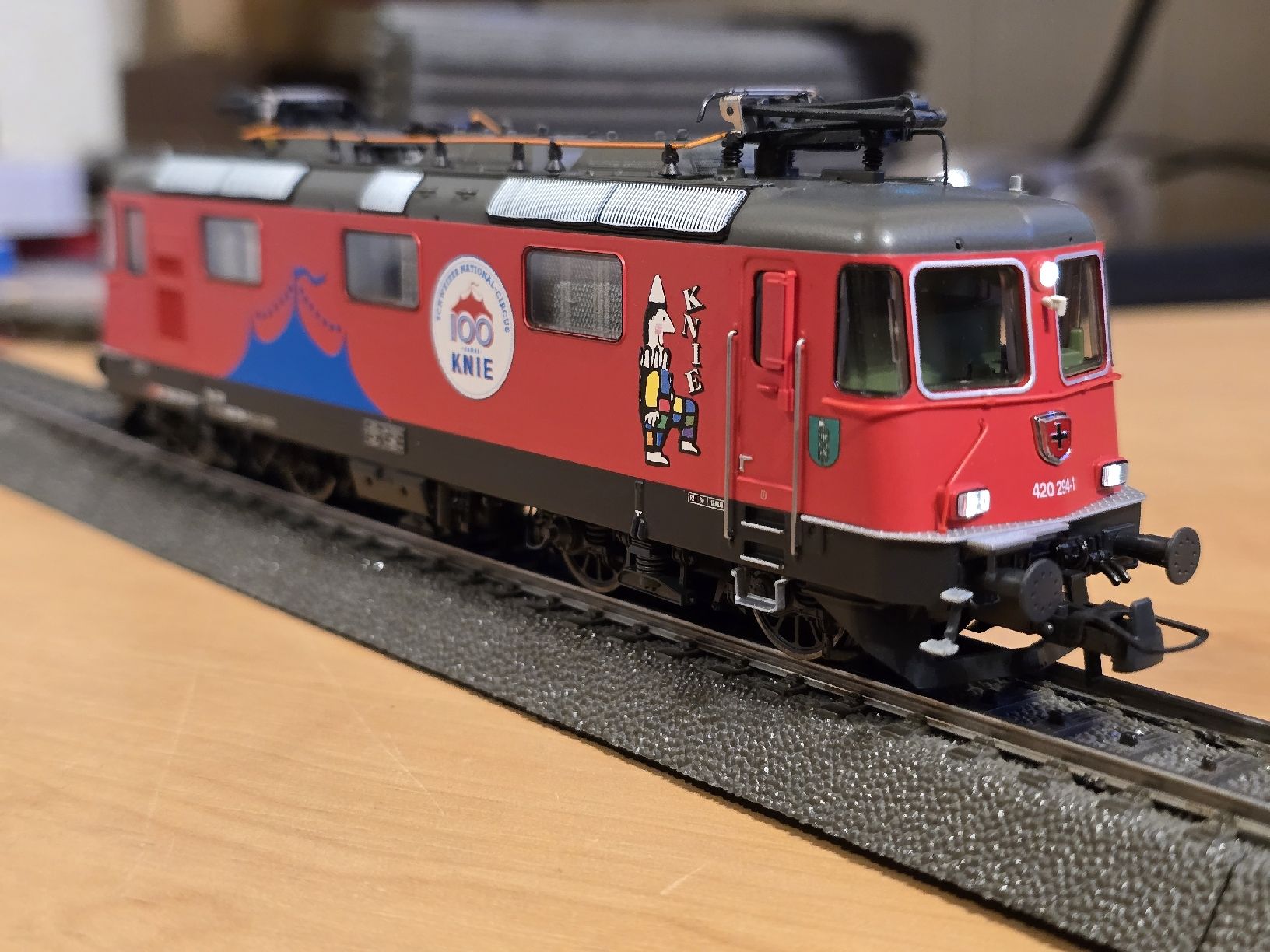 Roco Modellini di ferrovie: Roco Re 420 Knie – Usato da Mettmenstetten venduto da ric_ww8q 3