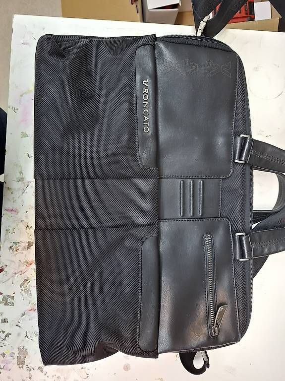 Borse: Laptop Tasche – Usato da Kirchberg BE venduto da Scur3 4
