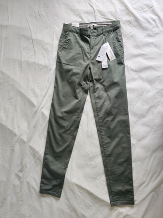 Esprit Chino Premium – NEU mit Etikett – Gr. 32 (EU)