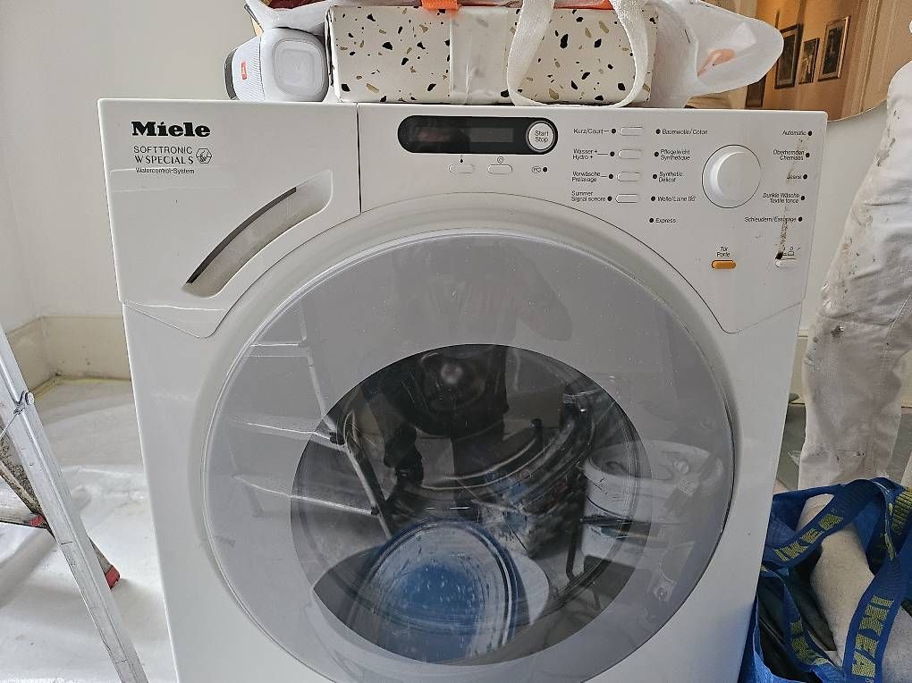 Waschmaschinen: Miele softtronic  – Gebraucht aus Lausanne von djymbo 1