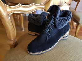Paul Green Halbschuhe aus Veloursleder