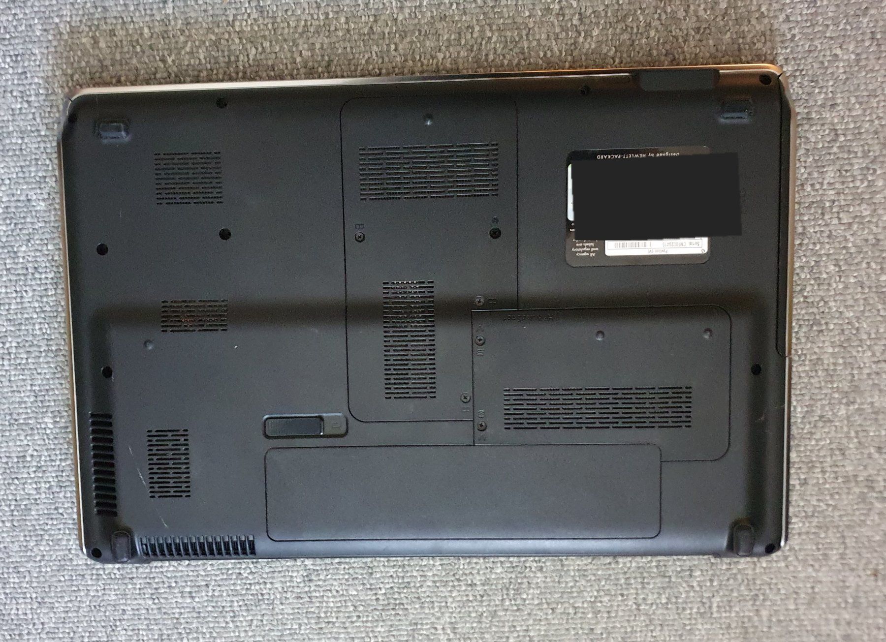 Hewlett Packard Notebook: HP Pavilion DV6, Linux Mint, Akku funktioniert, mit Netzteil – Usato da Winterthur venduto da E-Frosch 2