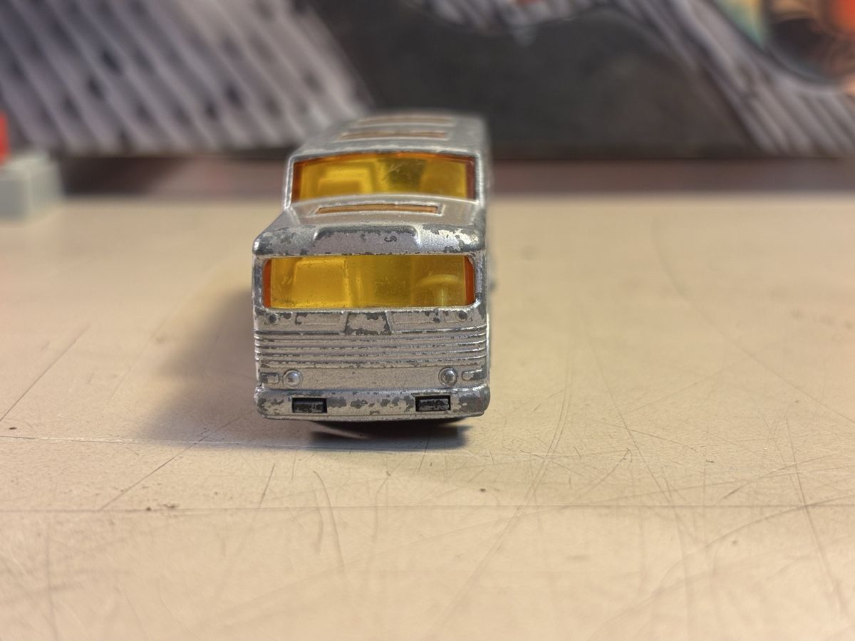 Matchbox Modellautos: Matchbox Coach Greyhound – Gebraucht aus Möriken AG von Classics16 1