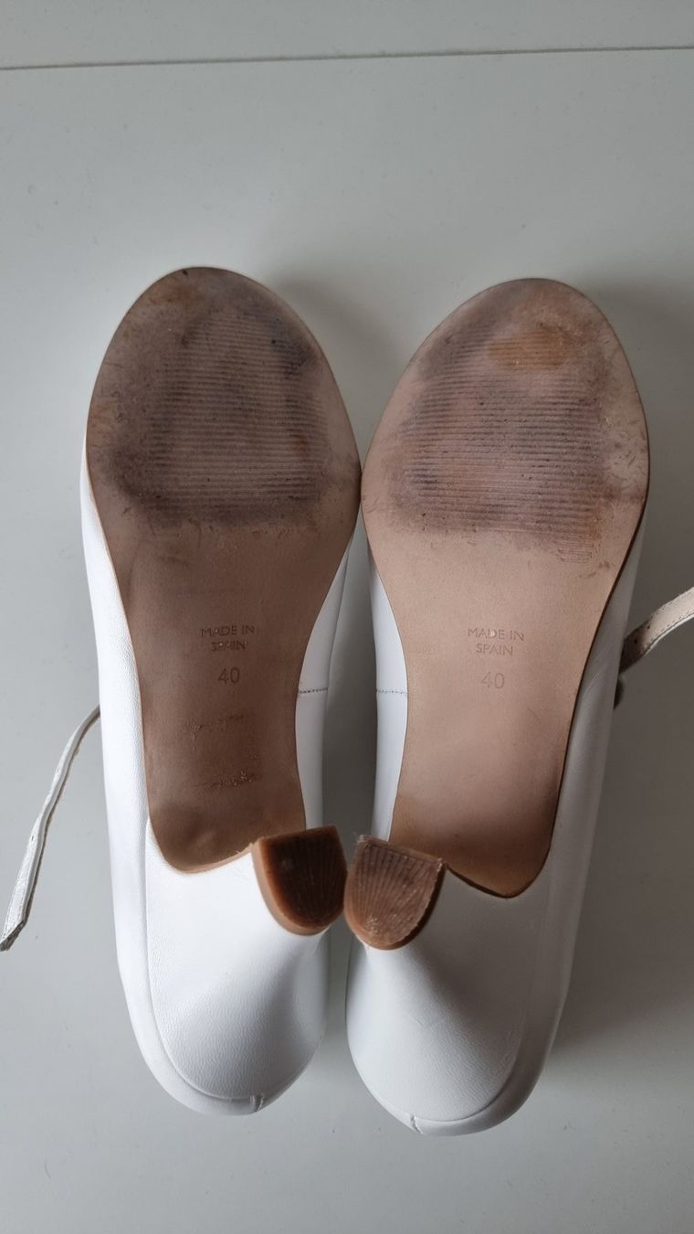 Scarpe da donna: Weisse Leder Pumps Gr. 40 – Usato da Langenthal venduto da mar_5 2
